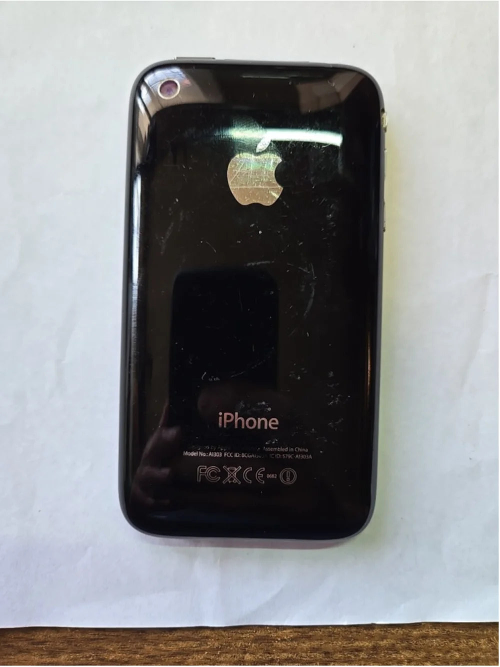 Apple iPhone 3GS Phone Cellphone